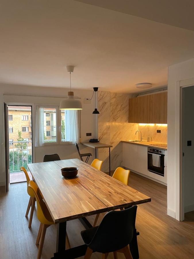 Cozy 6' From San Sebastian + Parking Apartment *